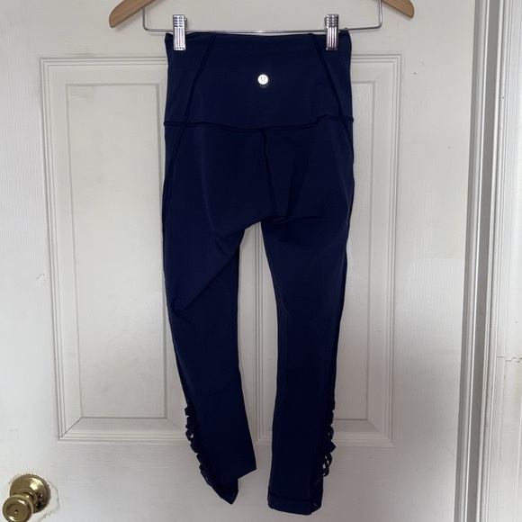 LuluLemon SoulCycle Crop Leggings - Picture 2 of 6